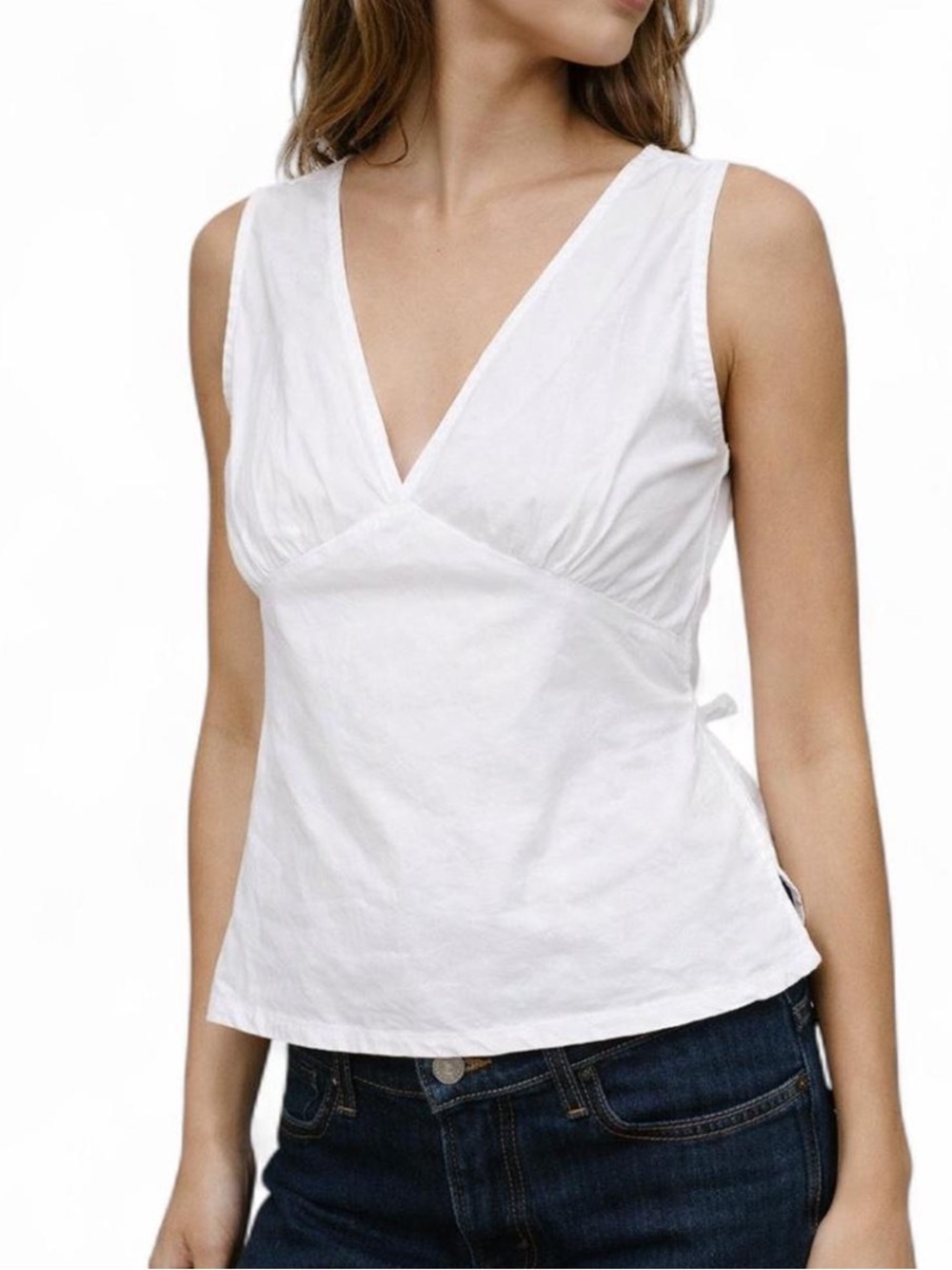 Brandy Melville Rafaela Top White Tie Back V-Neck Sleeveless Cotton Y2K